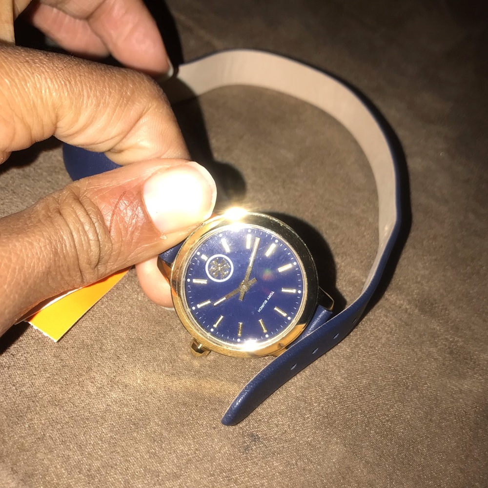 BRAND New Authentic Tory Burch Wrap Around Watch